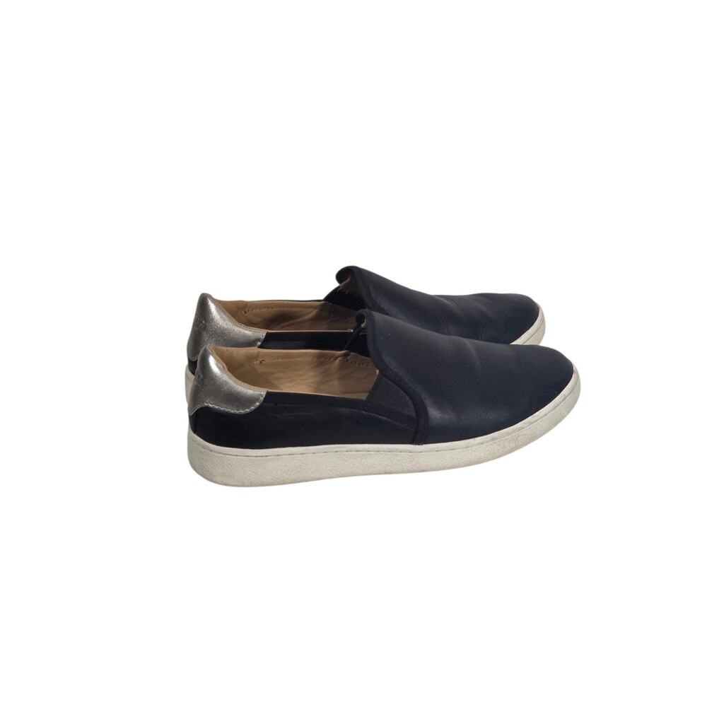 UGG Cas Slip-On Leather Sneakers-7.5